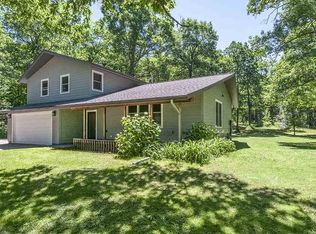 11882 E Rowe Rd, Lake Nebagamon, WI 54849