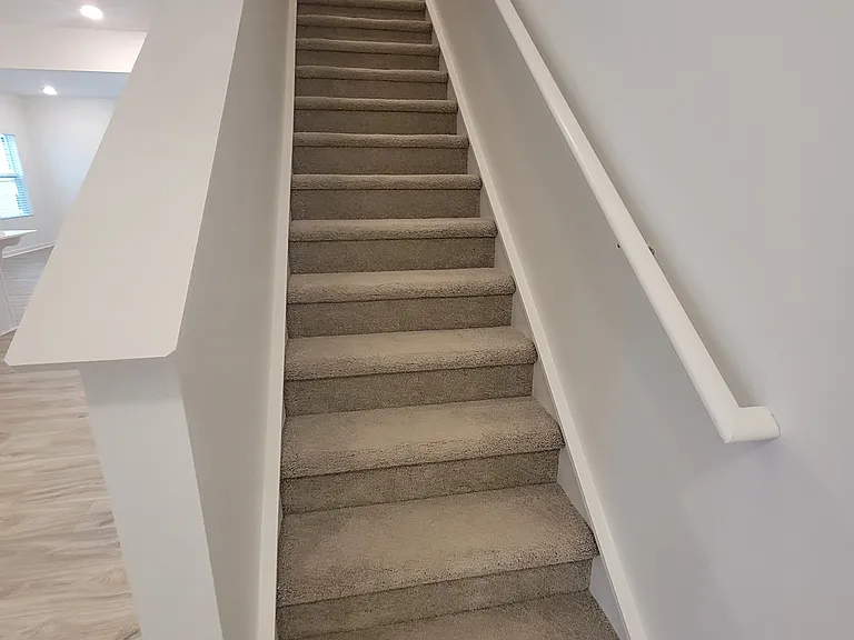 102 E Franklin St — Photo 19