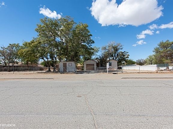 2nd image of 729 E Avenue K4
