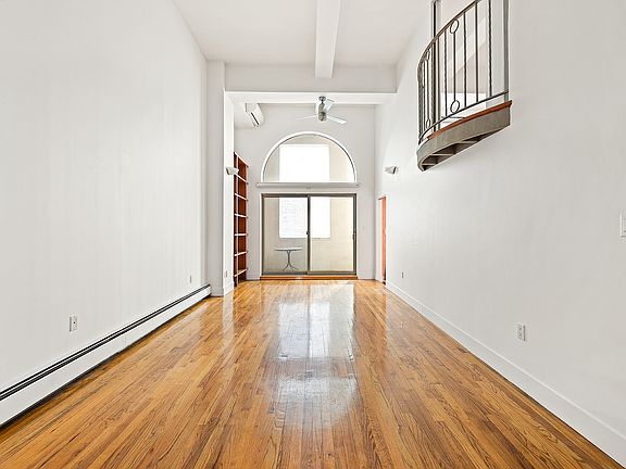 2nd image of 257 W 93rd St APT 2B