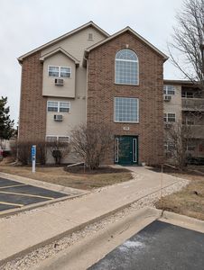 (Undisclosed Address), Richmond, IL, 60071
