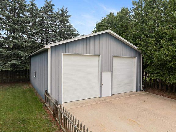 5th image of 1217 Atkins Rd