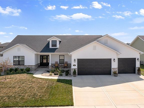 2nd image of 523 Flagstone Pass Dr