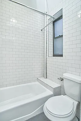 Rented by REAL New York | media 23