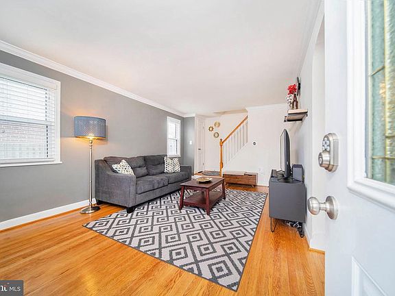 4th image of 316 Winston Ave