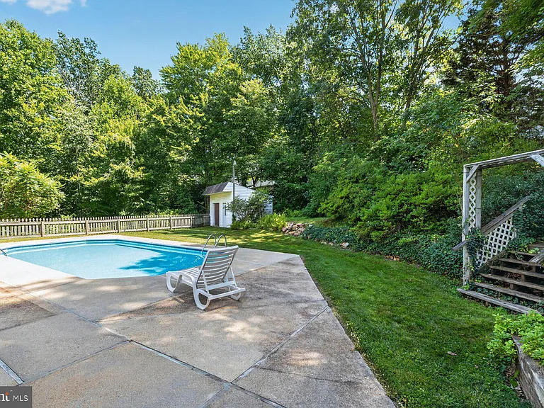 1527 Cold Bottom Rd — Photo 59