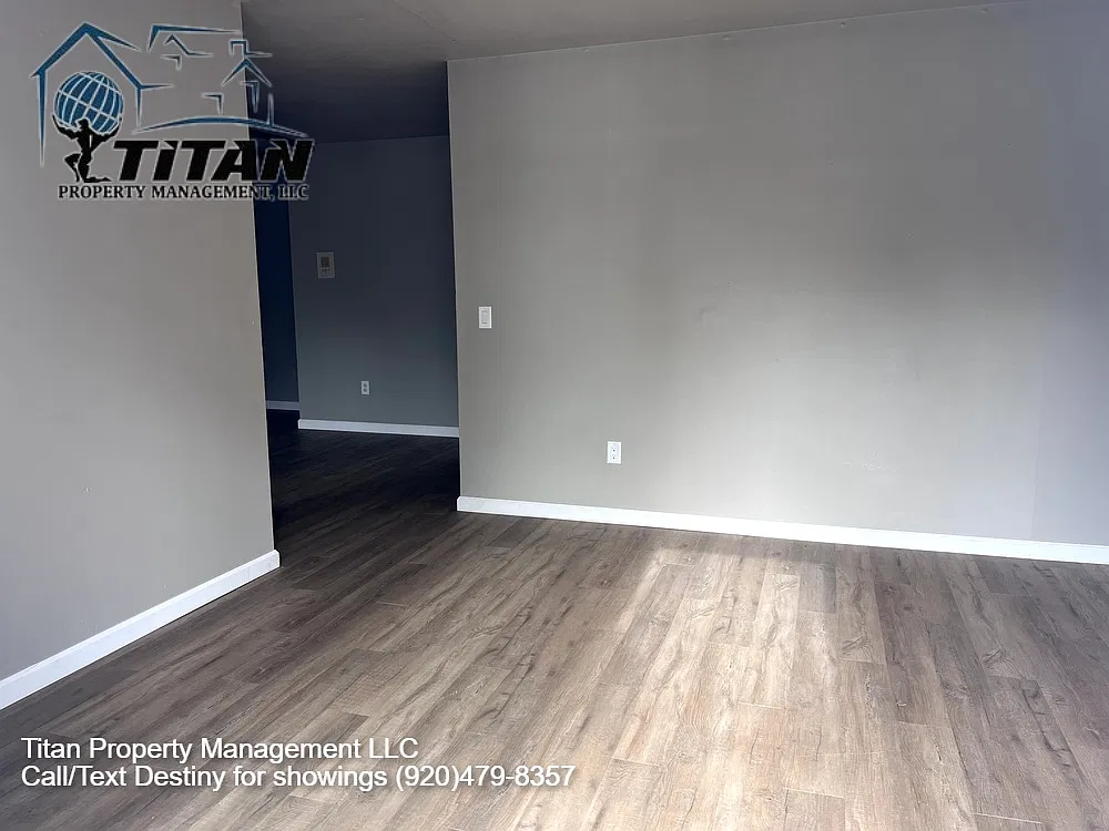 213 Weed Street - 201 — Photo 4