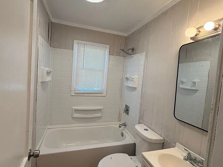 410 Blacksnake Rd — Photo 6