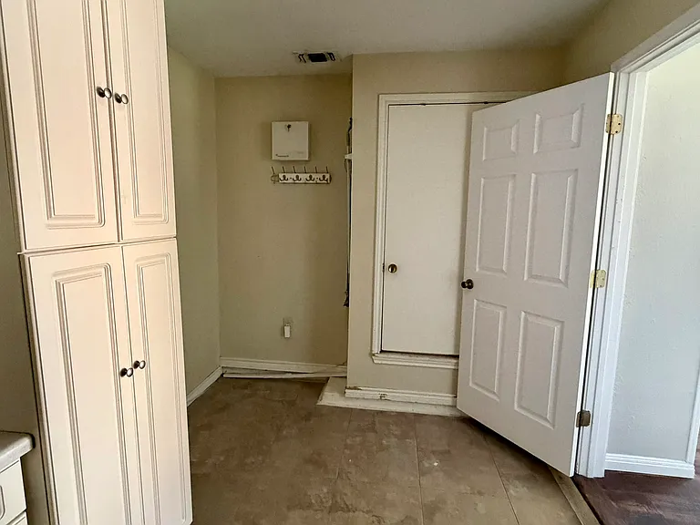 1803 Redbud Cir — Photo 5