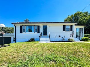 8 Francella Rd, Methuen, MA 01844