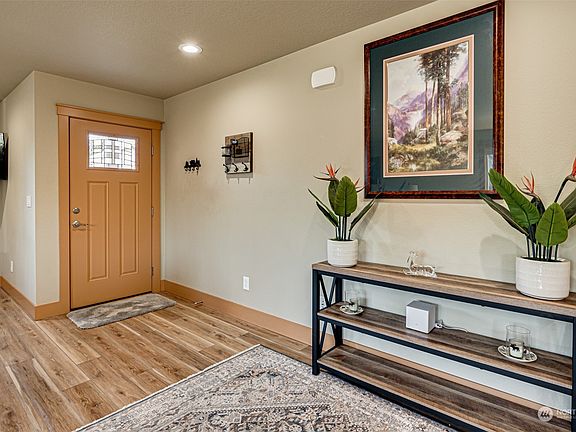 3rd image of 4006 NE 137th Avenue