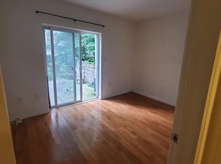 1941 Wharton St #1F, Philadelphia, PA 19146