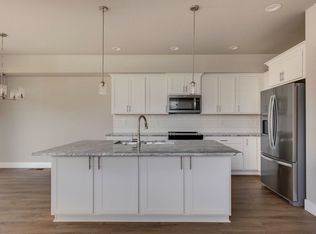 1782 NE Cascadia Ridge Dr, Estacada, OR 97023