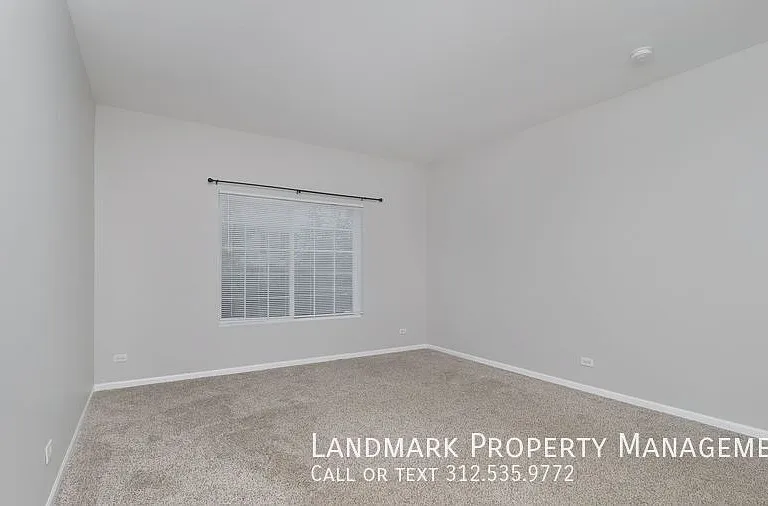 110 Enclave Cir #D — Photo 17