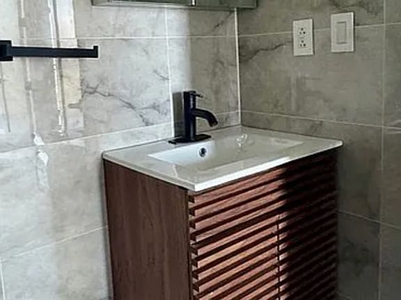 5th image of 595 3rd Ave Floor 2