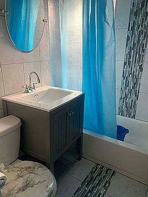 2nd image of 1655 Union St #1C