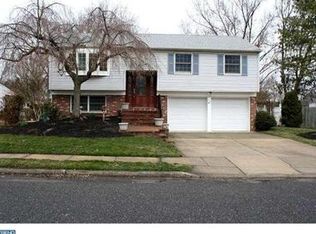 47 Heritage Rd, Marlton, NJ 08053