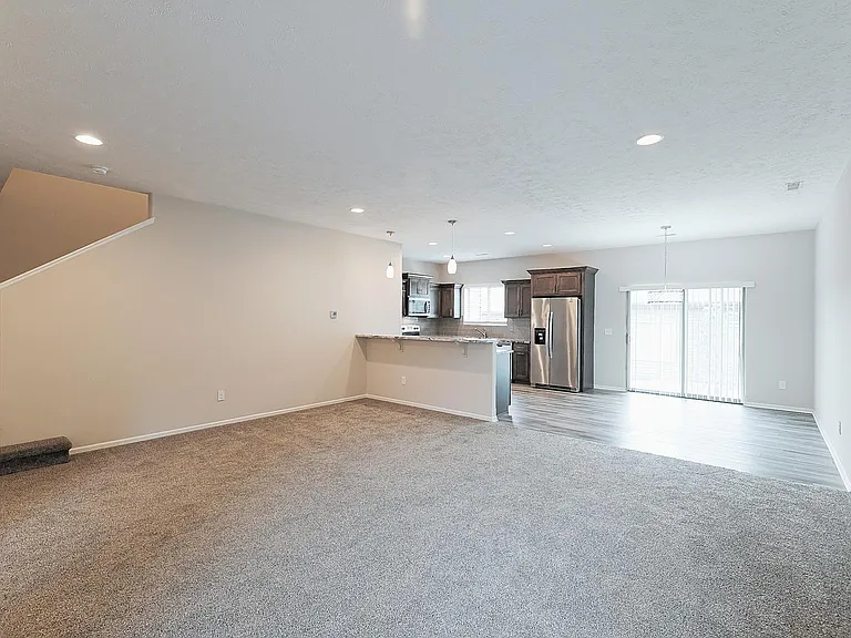 3809 Cabo Dr — Photo 2