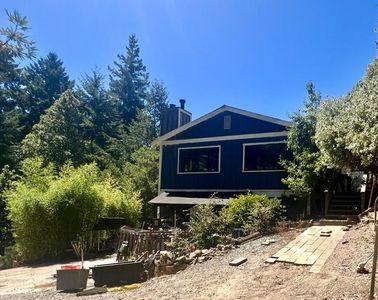 100 McGivern Way, Santa Cruz, CA, 95060