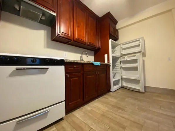 1234 Kearney Ave, Bronx, NY 10465