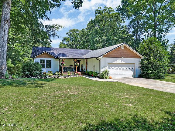 5th image of 1783 Holly Glen Ln