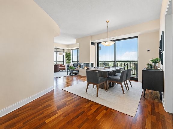 5th image of 100 3rd Ave S Unit 1703
