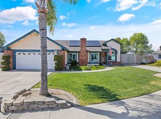 3194 Holly Ct, Hanford, CA 93230