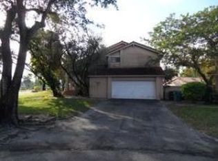 17352 NW 66th Ct, Hialeah, FL 33015