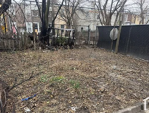1907 Briggs St — Photo 10