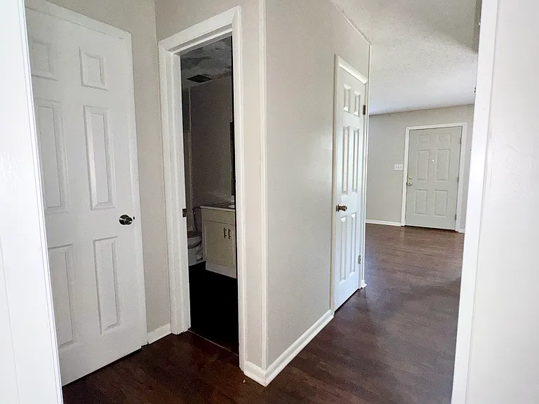 2442 Winston Way — Photo 14