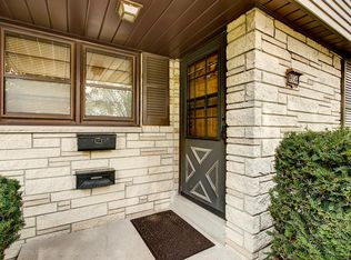9034 W Grantosa Dr, Milwaukee, WI 53225