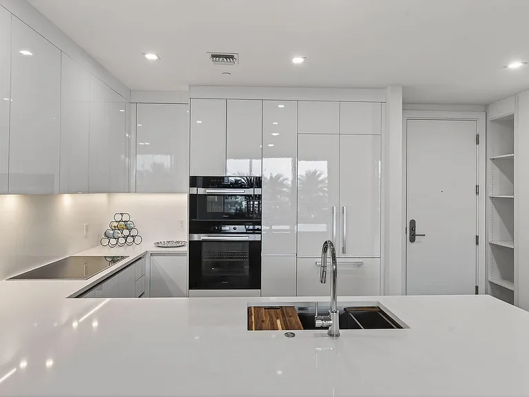 220 Lake Shore Dr #715 — Photo 5