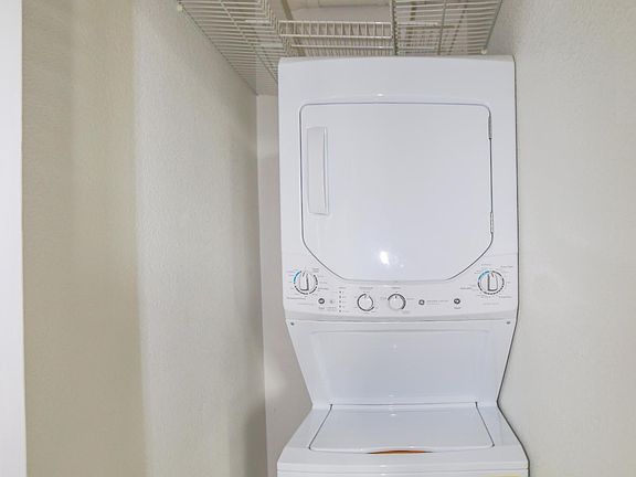 5th image of 201 Harrison St APT 105