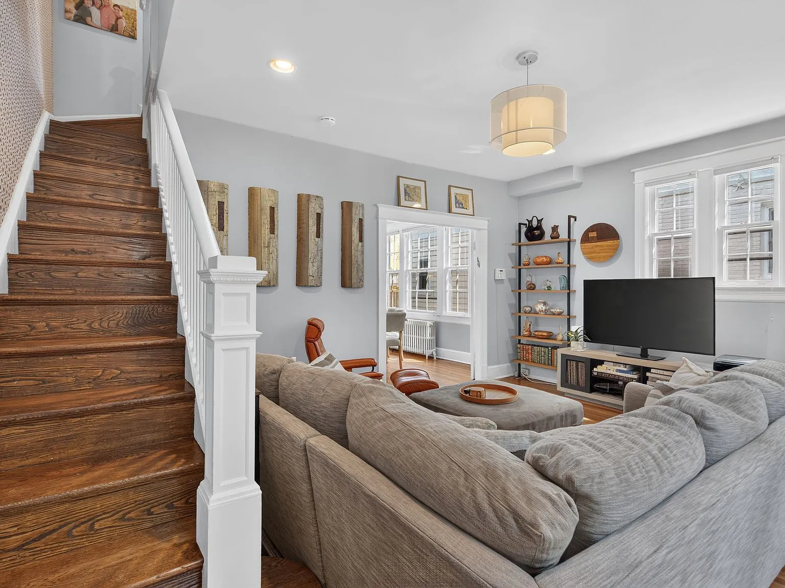 4 bed, 3.5 bath, 2251 sqft, $5,950 — Photo 4