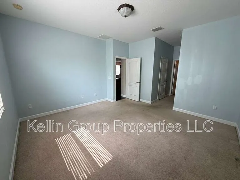 3852 Hampton Hills Dr — Photo 10