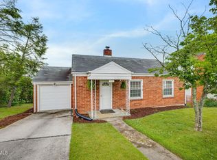110 E Park Dr, Kingsport, TN 37660