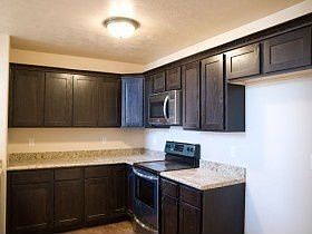 3rd image of 5149 Ryegate Dr