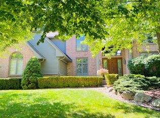 4383 Devonshire Dr, Troy, MI