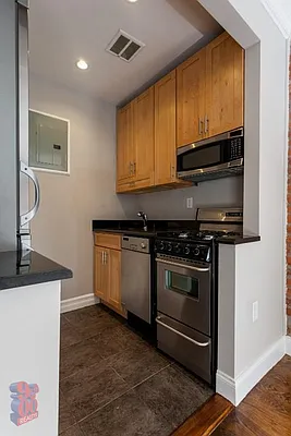 Rented by Centennial Properties NY | media 7