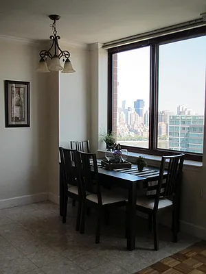 Sold by CityView Real Estate Inc. | media 37