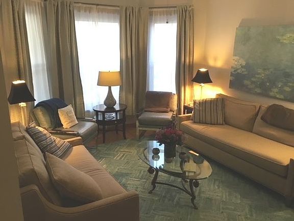 4th image of 1307 W Cornelia Ave #1