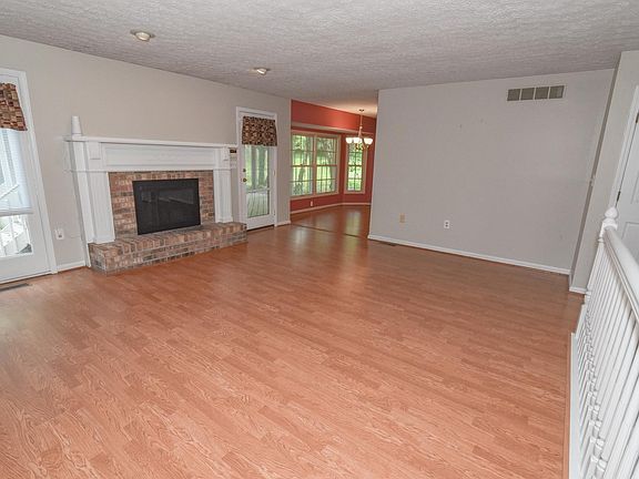 4th image of 8186 N Dilcrest Cir