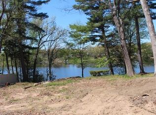 6 Two States Rd, Southwick, MA 01077