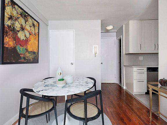 2nd image of 439 E 88th St APT 1-E