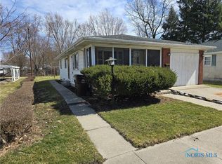 916 Sunday St, Defiance, OH 43512