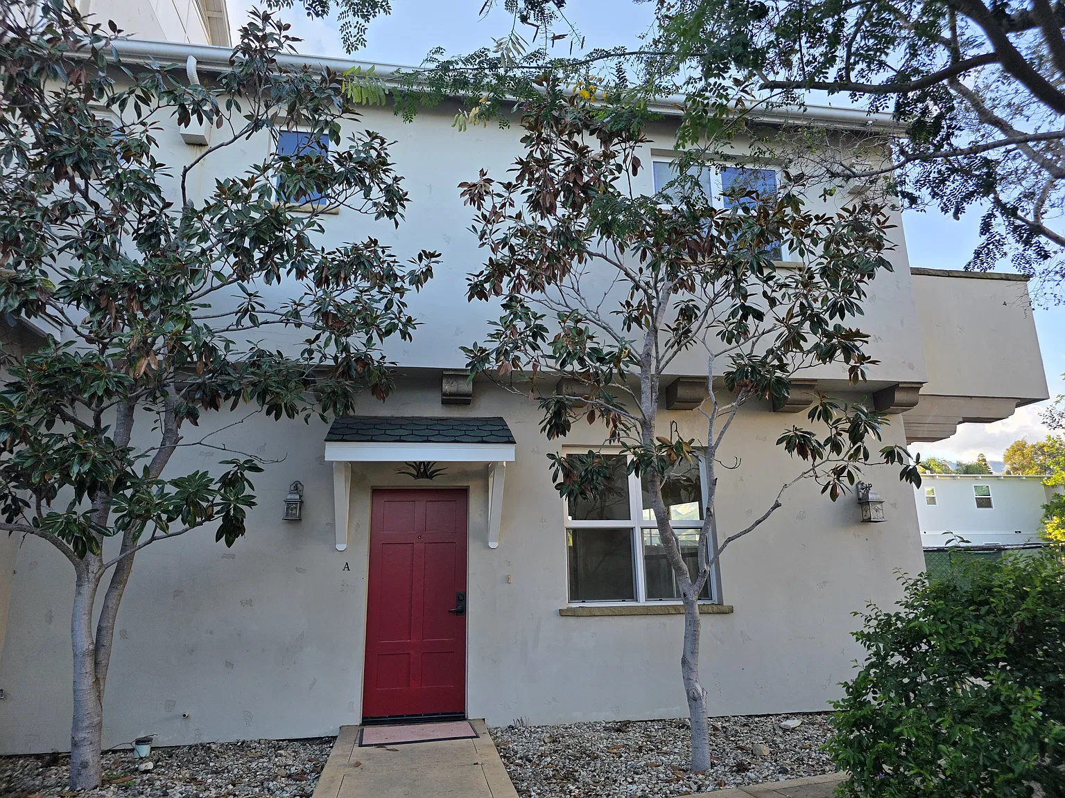 2 bed, 2.5 bath, 1329 sqft, $5,500 — Photo 1
