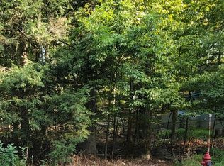 55 Cliffwood Rd, Lake Ariel, PA 18436
