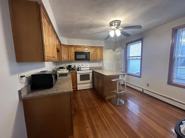 126 Indiana Ave, Providence, RI 02905