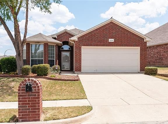 3rd image of 12516 Cottageville Ln