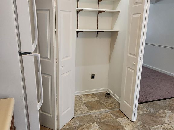 Pantry closet and washer/dryer hook-up